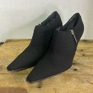Donald j Pliner black‎ ankle booties boot heel work core quilted